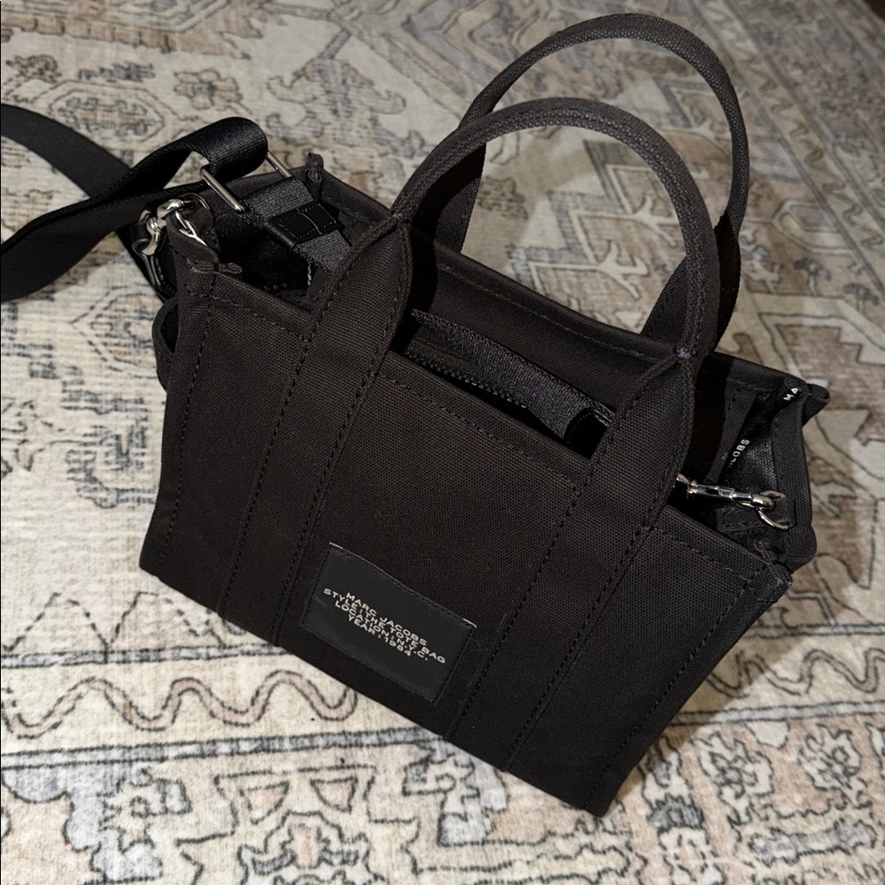 Authentic Very Gently Used Marc Jacobs Black 'The Tote Bag' (Small) - Picture 6 of 8